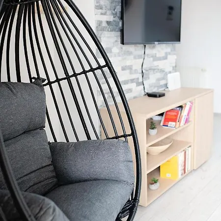 Cozy Modern In The Old Town - Hlavna Street * Kosice