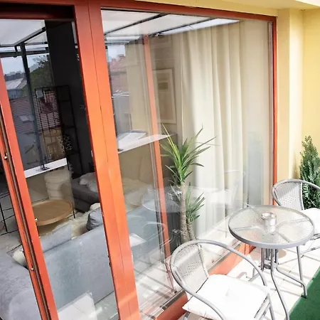 Cozy Modern In The Old Town - Hlavna Street Kösice