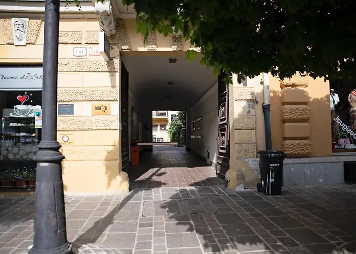 Cozy Modern In The Old Town - Hlavna Street Lägenhet Košice